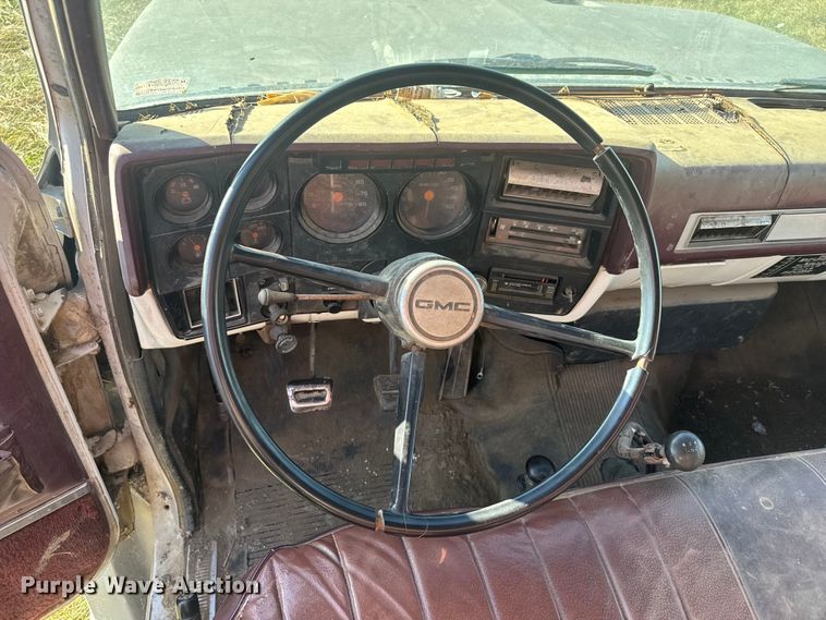 image for item FK0588 1986 GMC 7000 dump flatbed truck