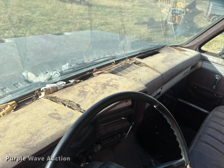 image for item FK0588 1986 GMC 7000 dump flatbed truck