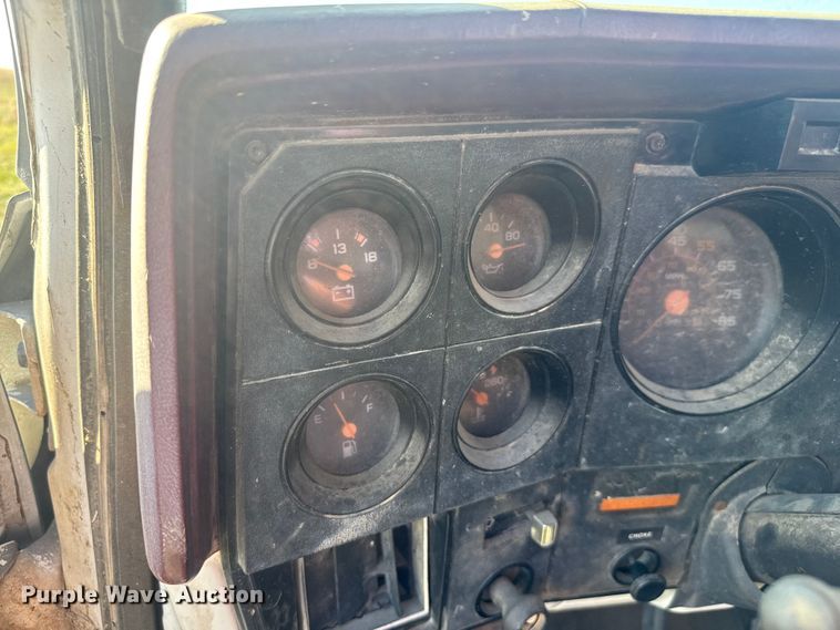 image for item FK0588 1986 GMC 7000 dump flatbed truck