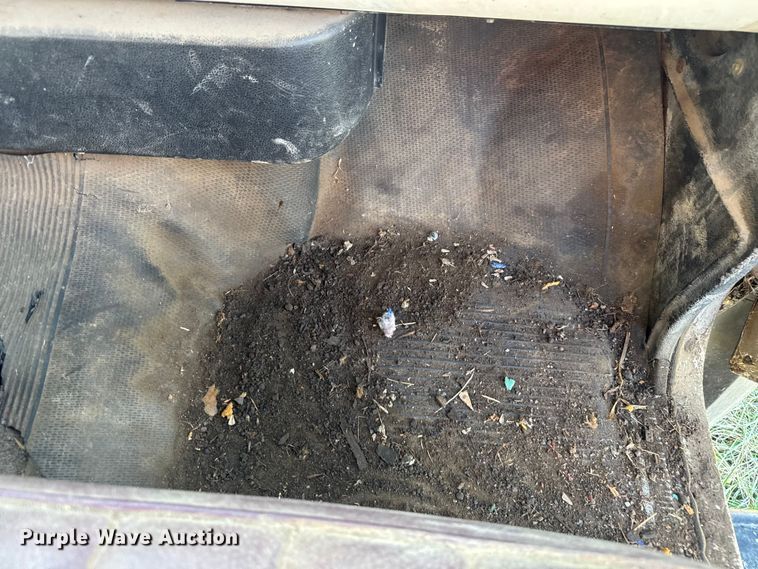 image for item FK0588 1986 GMC 7000 dump flatbed truck