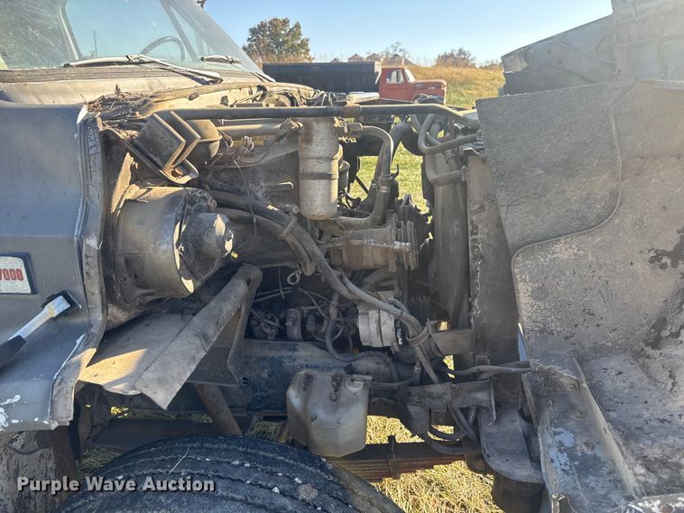 image for item FK0588 1986 GMC 7000 dump flatbed truck