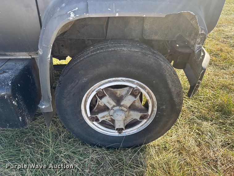 image for item FK0588 1986 GMC 7000 dump flatbed truck