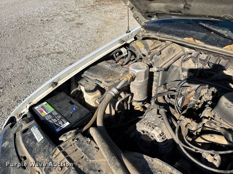 image for item FK0605 1996 Chevrolet S10 Ext. Cab pickup truck