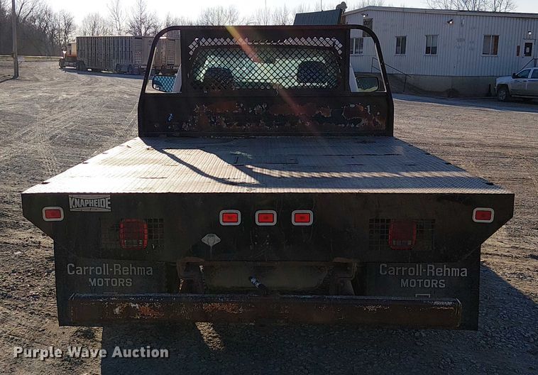 image for item FK0895 2002 Chevrolet Silverado 3500 flatbed pickup truck