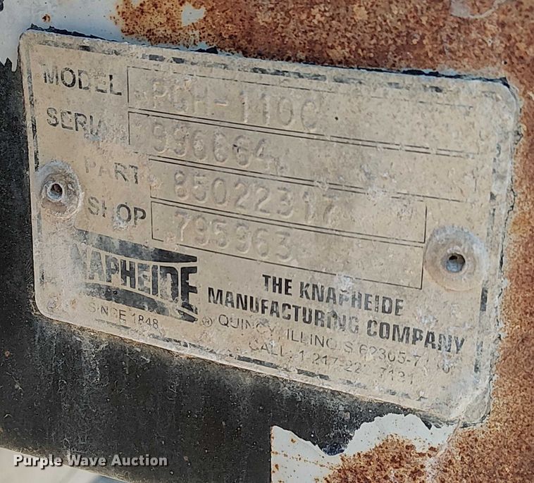 image for item FK0895 2002 Chevrolet Silverado 3500 flatbed pickup truck