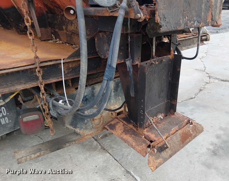 image for item FK0911 2008 Ford F550 dump truck