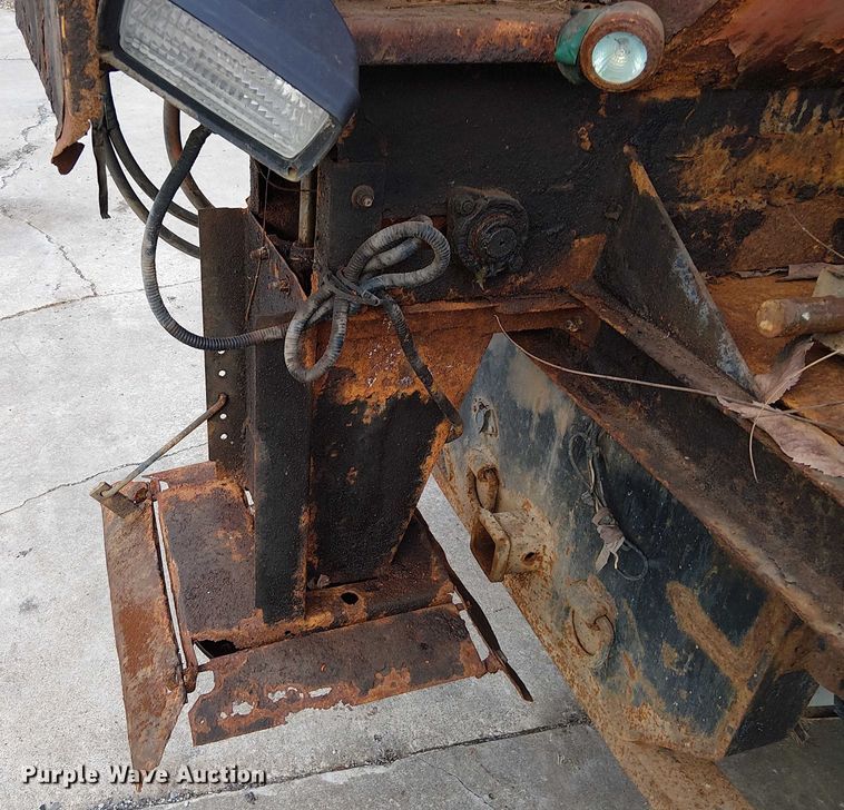 image for item FK0911 2008 Ford F550 dump truck