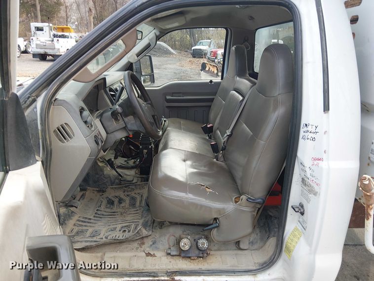 image for item FK0911 2008 Ford F550 dump truck