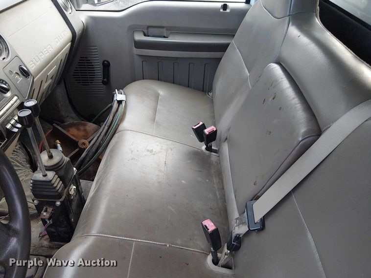 image for item FK0911 2008 Ford F550 dump truck