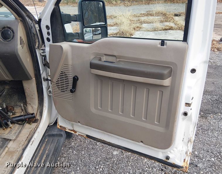 image for item FK0911 2008 Ford F550 dump truck