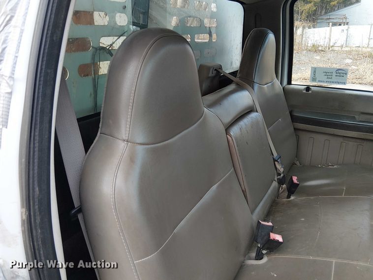 image for item FK0911 2008 Ford F550 dump truck