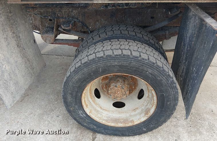 image for item FK0911 2008 Ford F550 dump truck