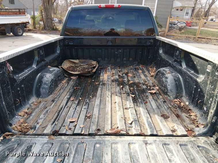 image for item FK0912 2013 Chevrolet Silverado 1500 Ext. Cab pickup truck