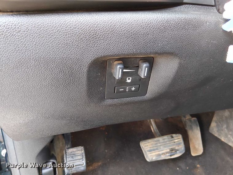 image for item FK0912 2013 Chevrolet Silverado 1500 Ext. Cab pickup truck