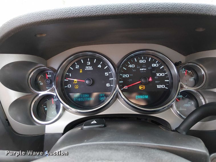 image for item FK0912 2013 Chevrolet Silverado 1500 Ext. Cab pickup truck