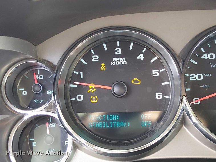 image for item FK0912 2013 Chevrolet Silverado 1500 Ext. Cab pickup truck