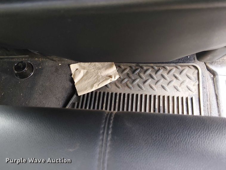 image for item FK0912 2013 Chevrolet Silverado 1500 Ext. Cab pickup truck