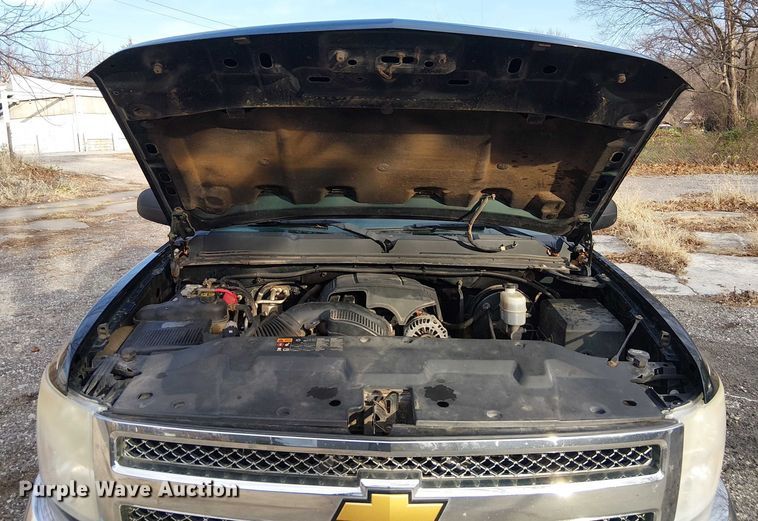 image for item FK0912 2013 Chevrolet Silverado 1500 Ext. Cab pickup truck