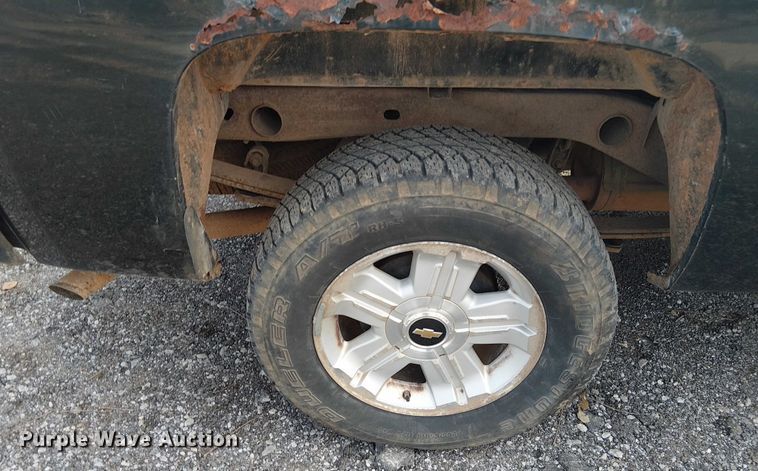 image for item FK0912 2013 Chevrolet Silverado 1500 Ext. Cab pickup truck