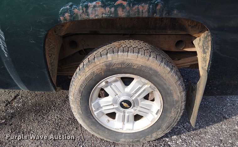 image for item FK0912 2013 Chevrolet Silverado 1500 Ext. Cab pickup truck