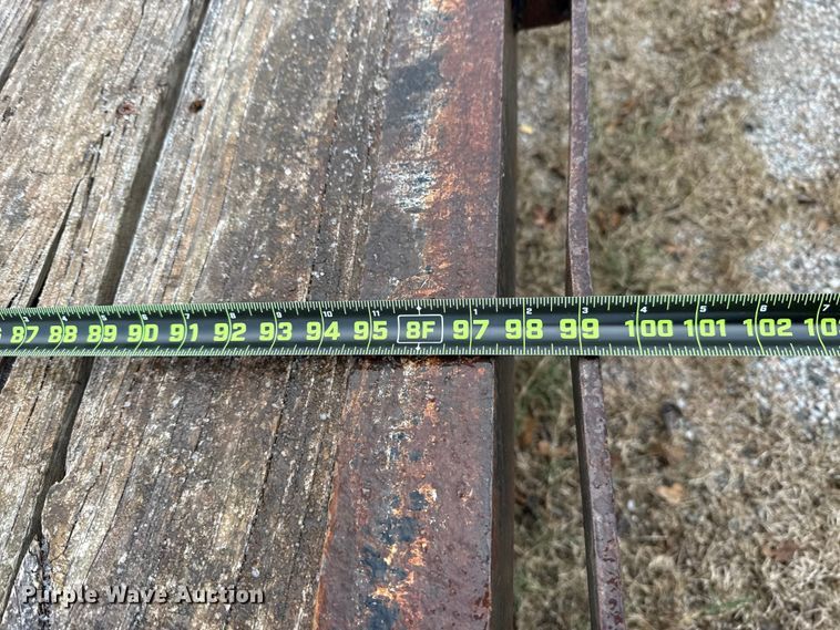 image for item HI9385 2001 TRIPLE B equipment trailer