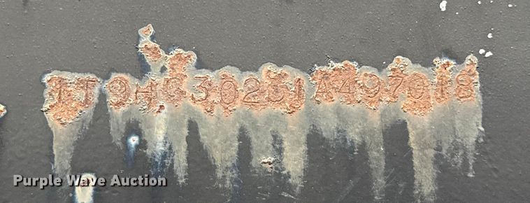 image for item HI9385 2001 TRIPLE B equipment trailer