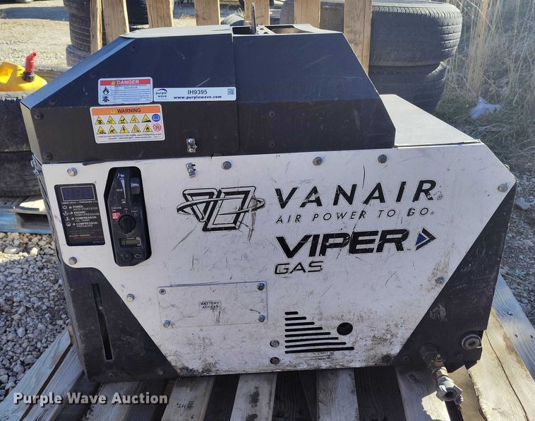 image for item IH9395 Vanair Viper G80 air compressor