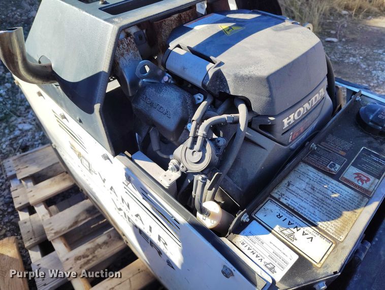 image for item IH9395 Vanair Viper G80 air compressor