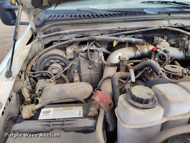 image for item IP9719 2000 Ford F450 Super Duty flatbed truck