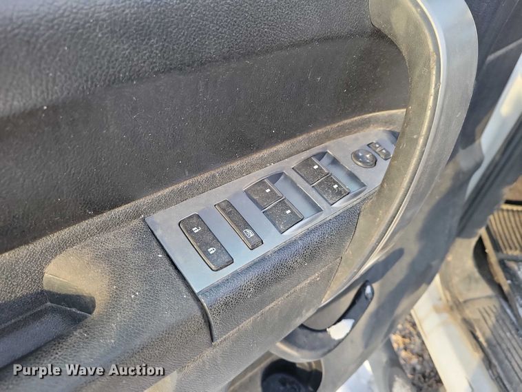 image for item NO9825 2011 Chevrolet Silverado 1500 Ext. Cab pickup truck