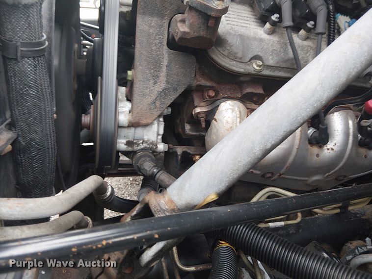 image for item NU9712 2007 GMC C5500 mobile medical unit