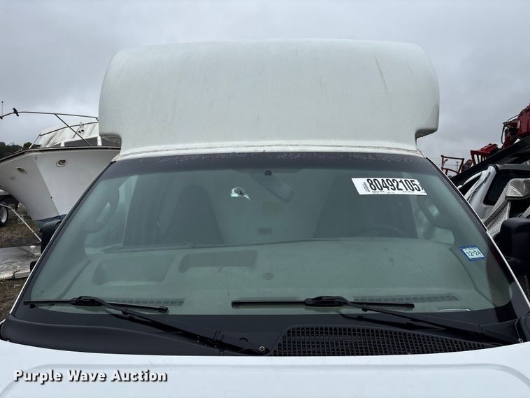 image for item YA1129 2021 Chevrolet Express 3500 delivery van