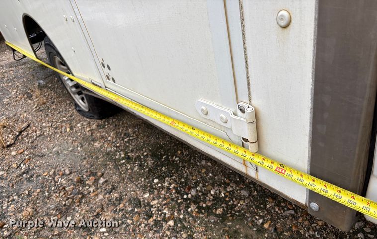 image for item YA1129 2021 Chevrolet Express 3500 delivery van