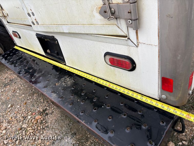 image for item YA1129 2021 Chevrolet Express 3500 delivery van