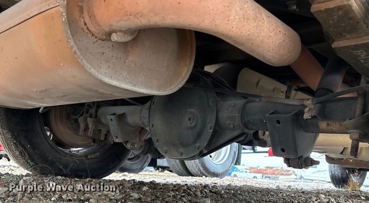 image for item YA1129 2021 Chevrolet Express 3500 delivery van