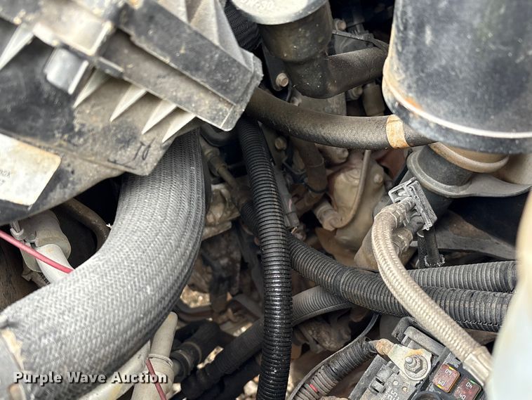 image for item YA1129 2021 Chevrolet Express 3500 delivery van