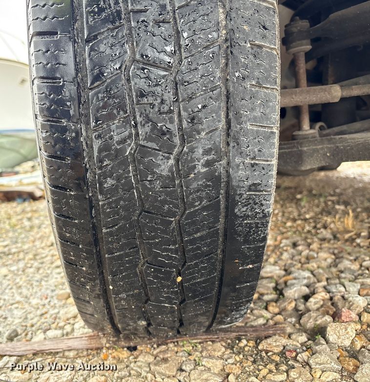 image for item YA1129 2021 Chevrolet Express 3500 delivery van