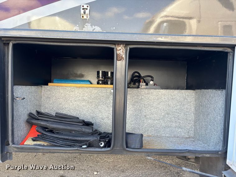 image for item YA1392 2007 Newmar Mountain Air RV