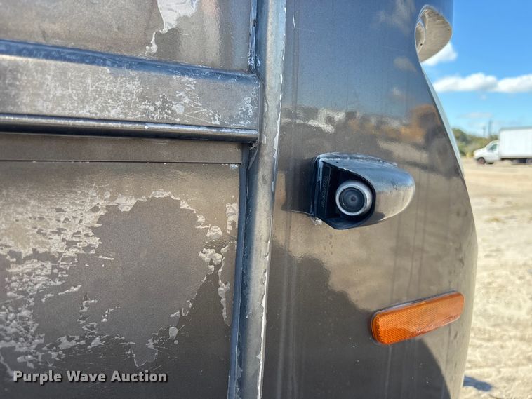 image for item YA1392 2007 Newmar Mountain Air RV