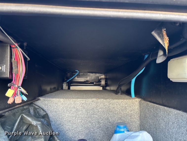 image for item YA1392 2007 Newmar Mountain Air RV