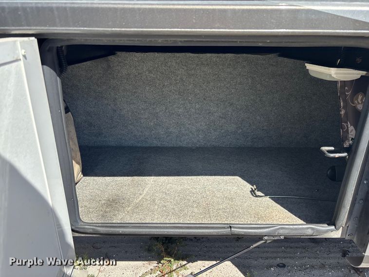 image for item YA1392 2007 Newmar Mountain Air RV