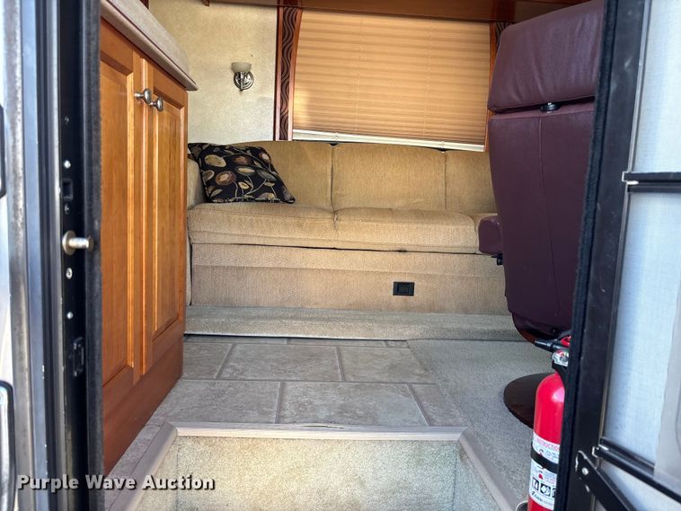 image for item YA1392 2007 Newmar Mountain Air RV