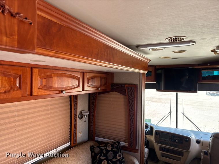 image for item YA1392 2007 Newmar Mountain Air RV