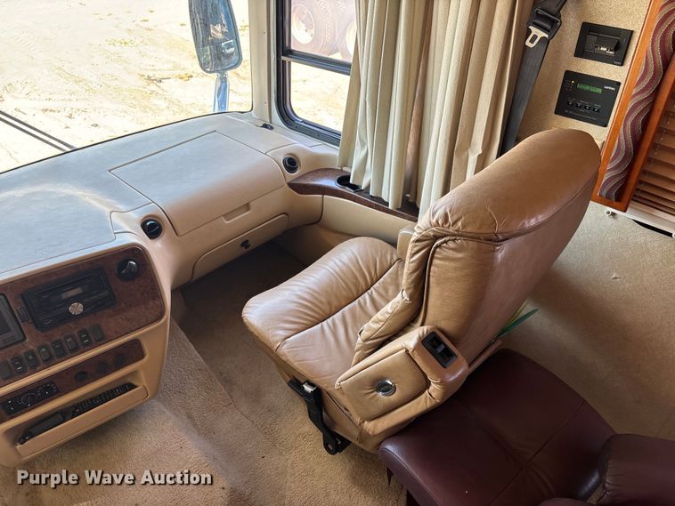 image for item YA1392 2007 Newmar Mountain Air RV