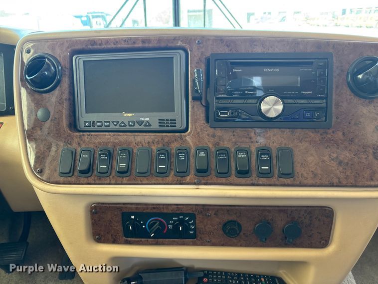 image for item YA1392 2007 Newmar Mountain Air RV