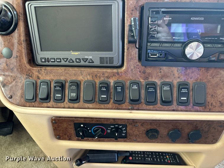 image for item YA1392 2007 Newmar Mountain Air RV