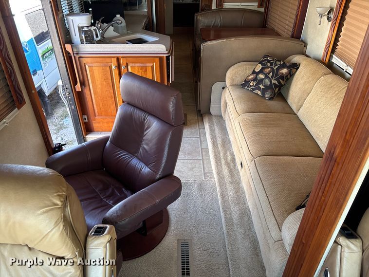 image for item YA1392 2007 Newmar Mountain Air RV