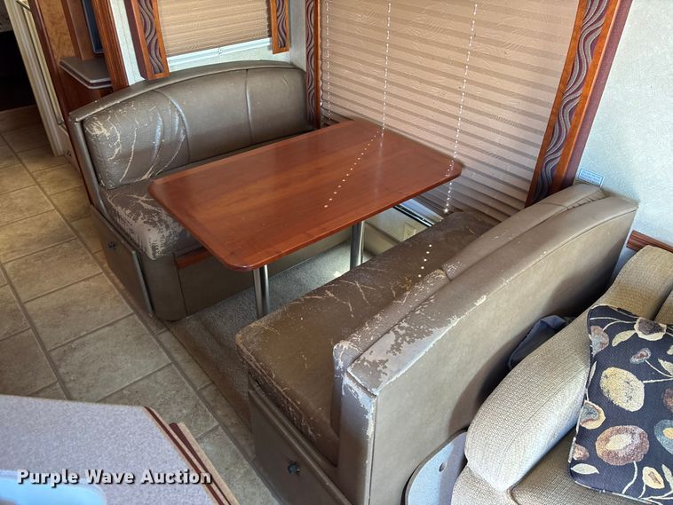 image for item YA1392 2007 Newmar Mountain Air RV