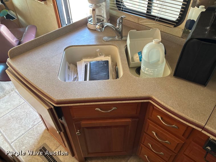 image for item YA1392 2007 Newmar Mountain Air RV