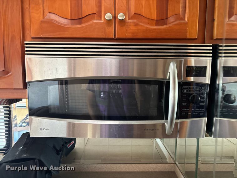 image for item YA1392 2007 Newmar Mountain Air RV